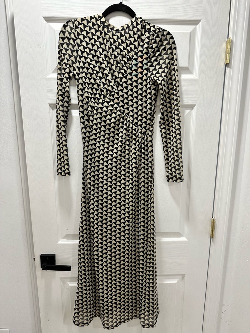 Black and Cream Long Sleeve Wrap Midi Dress